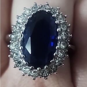 Incredible Vintage cocktail ring size 8.25